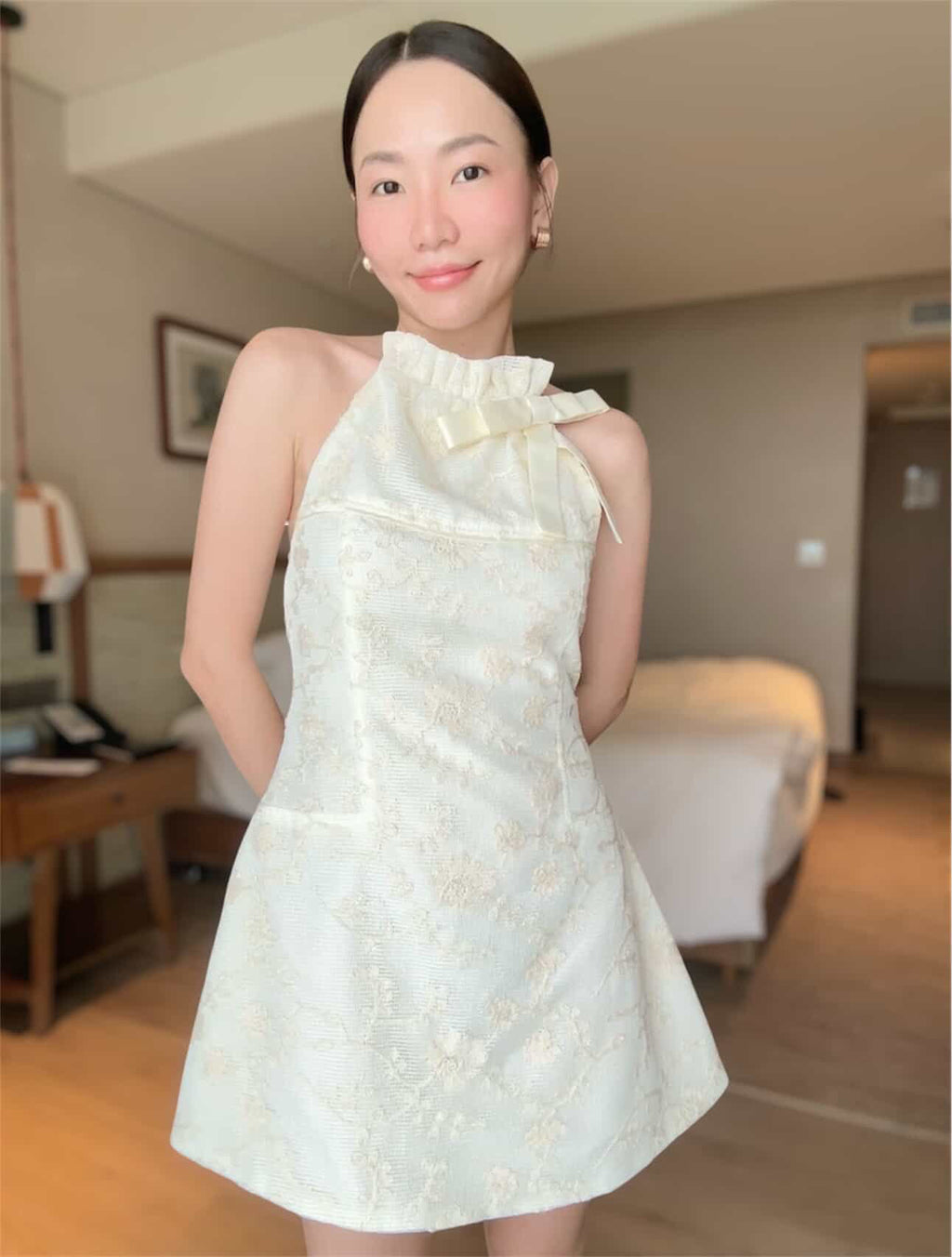 YÊN HALTERNECK DRESS