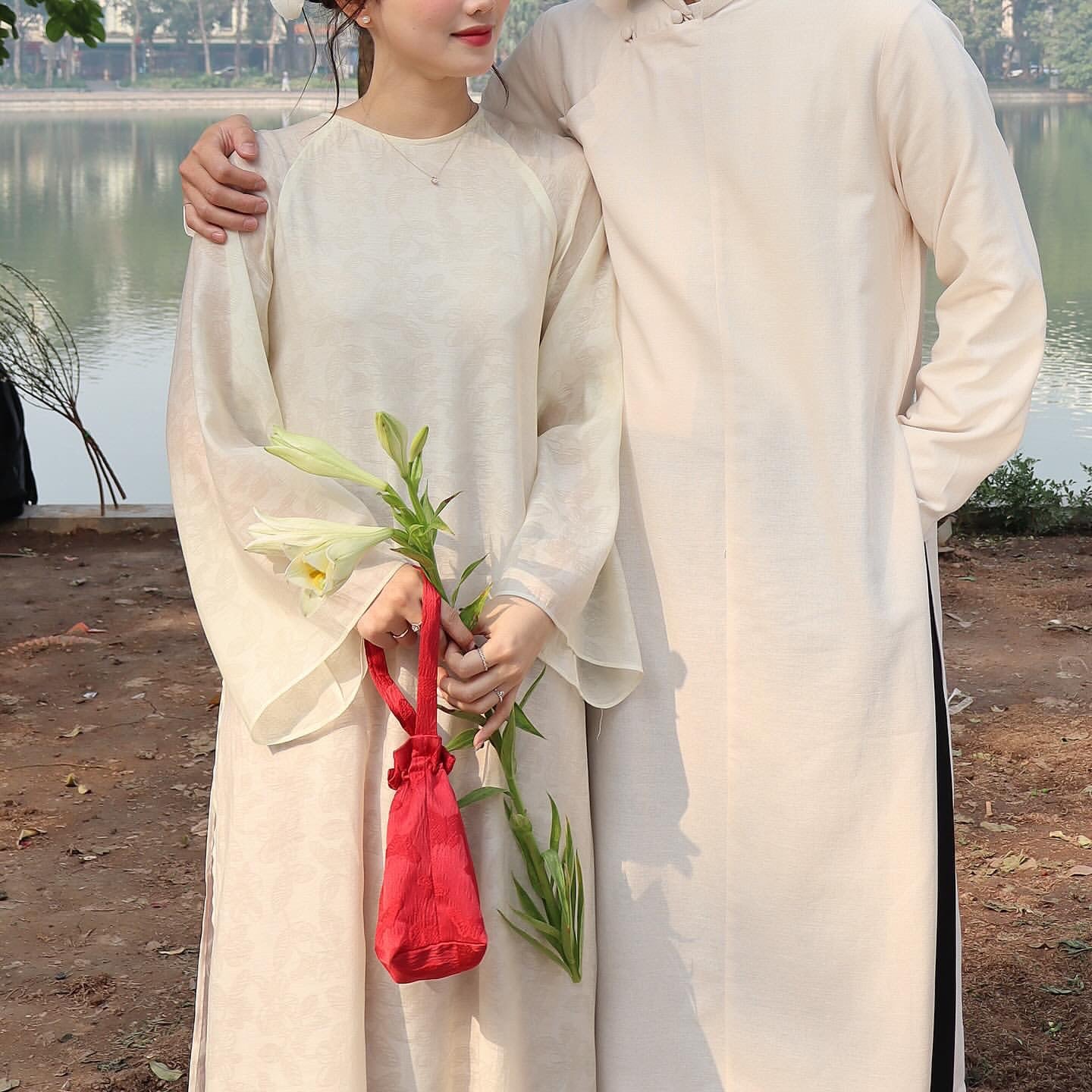 Whispering Cloud Set | Set Ao Dai